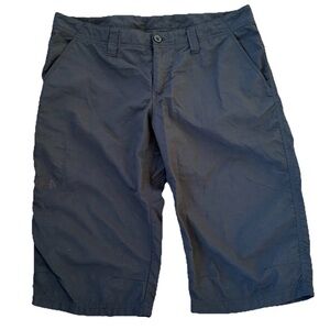 The North Face Women’s Black Shorts Regular Fit Size 14